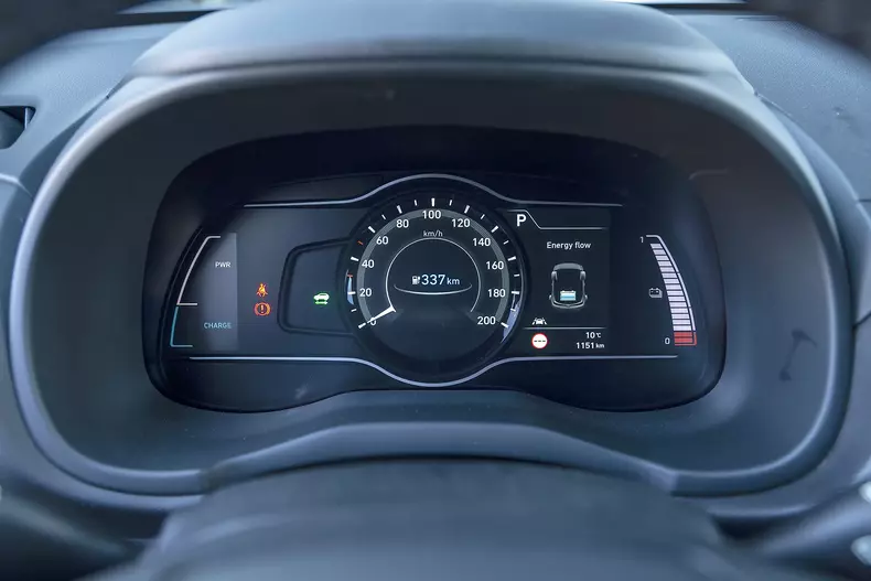 Hyundai-Kona-Electric-22