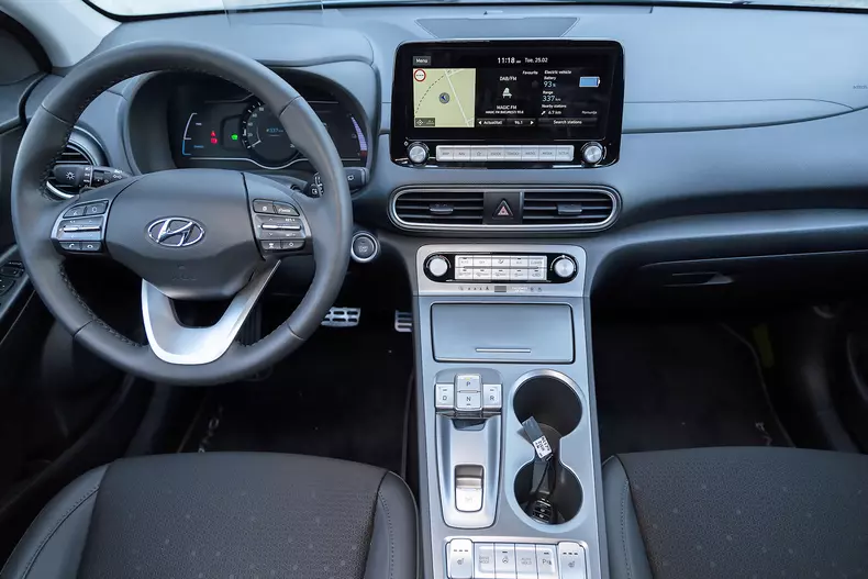 Hyundai-Kona-Electric-25