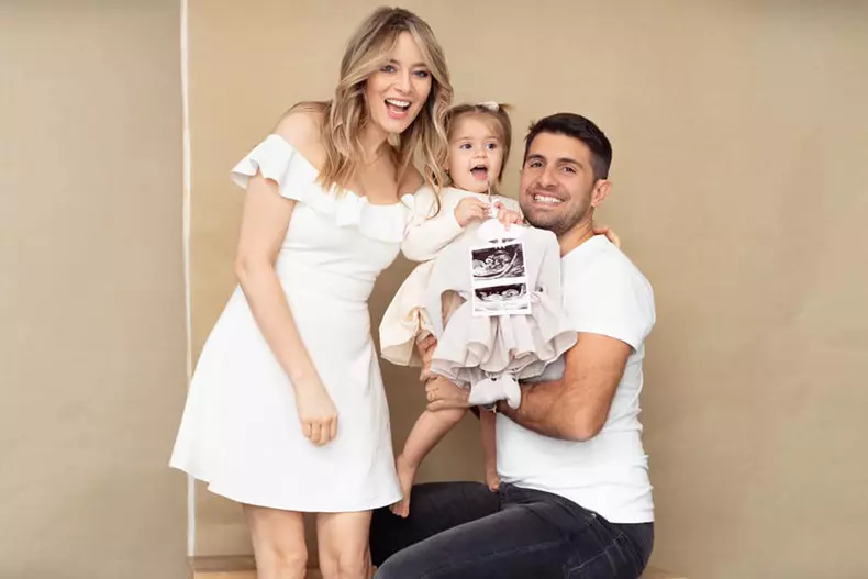 Laura Cosoi este însărcinată pentru a doua oară