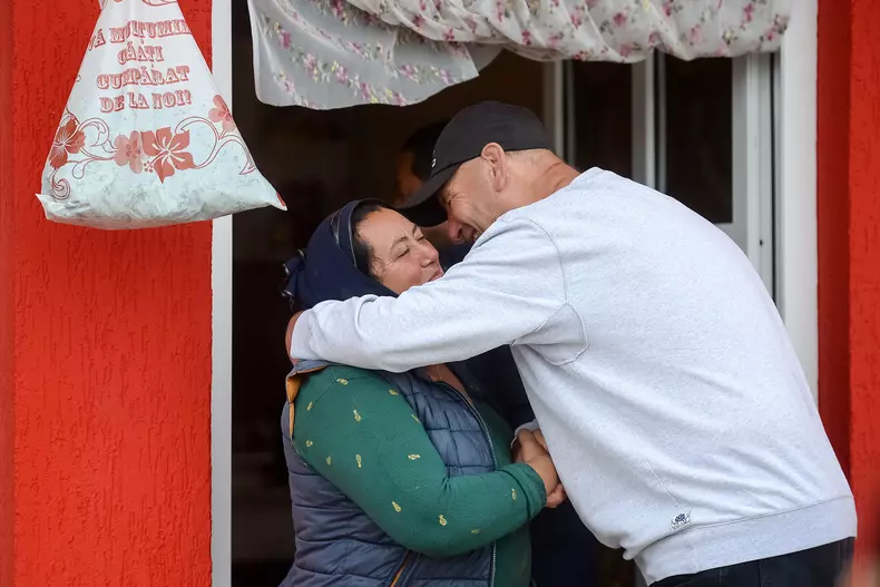 BARBULESTI - DONATIE - MASTI DE PROTECTIE