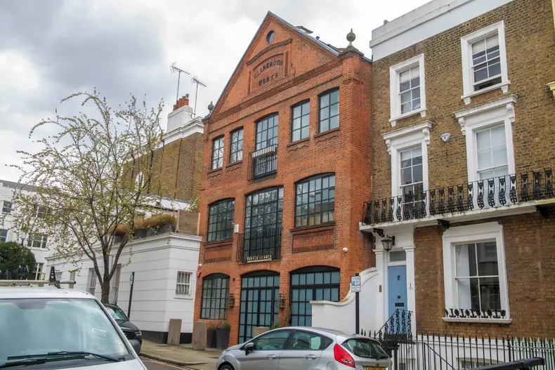 *EXCLUSIVE* British singer Ed Sheeran's Notting Hill London Home