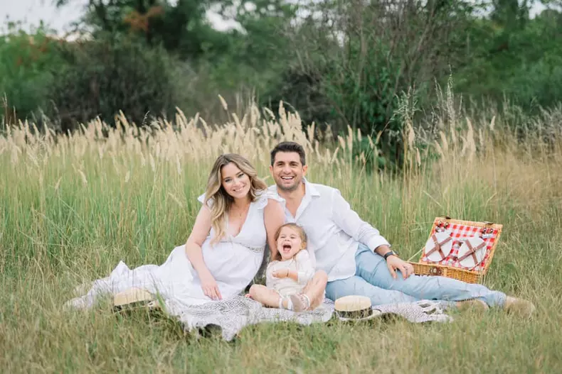 Laura-Cosoi-a-născut-1