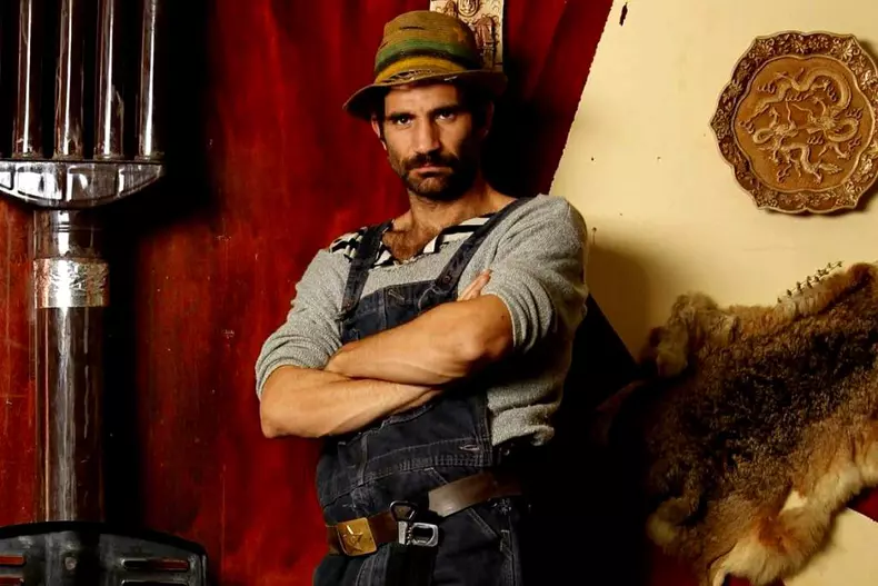 cuzin-toma-in-fierbinti-1-1024x683