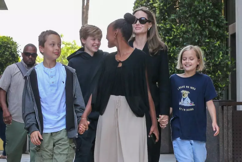 Angelina Jolie takes her kids to the movies