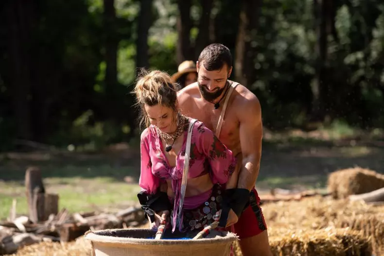 apropiere-periculoasa-in-timpul-probei-pentru-mancare-ce-s-a-intamplat-intre-anna-lesko-si-andrei-stoica2-1024x683