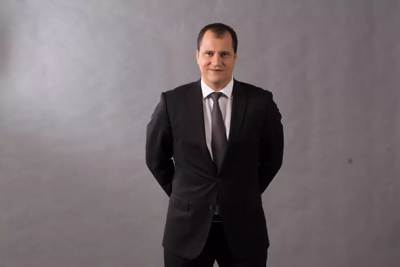 Ce-salariu-încasează-lunar-Șerban-Huidu-la-Prima-TV