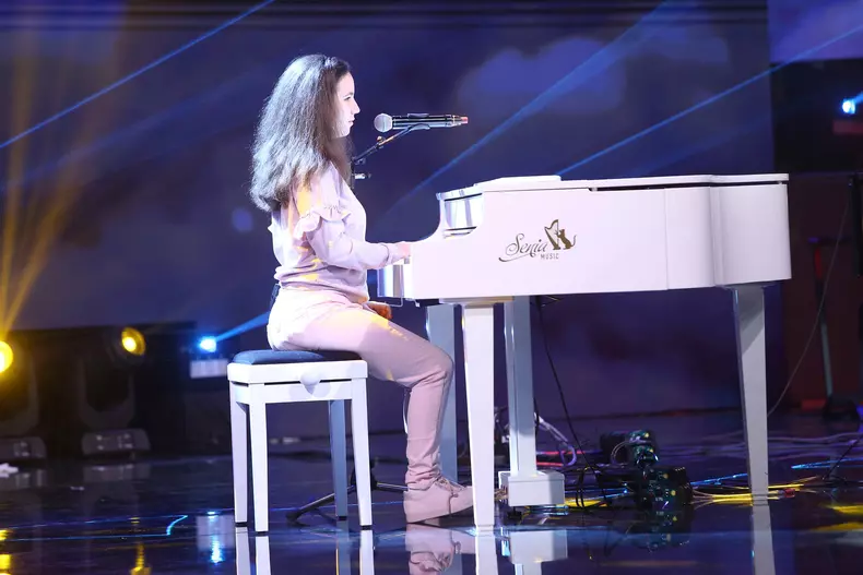 Câștigător x factor 2020 (12)