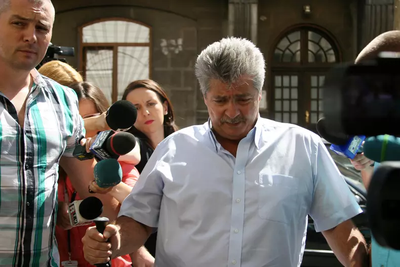 SORIN OVIDIU VANTU - DNA