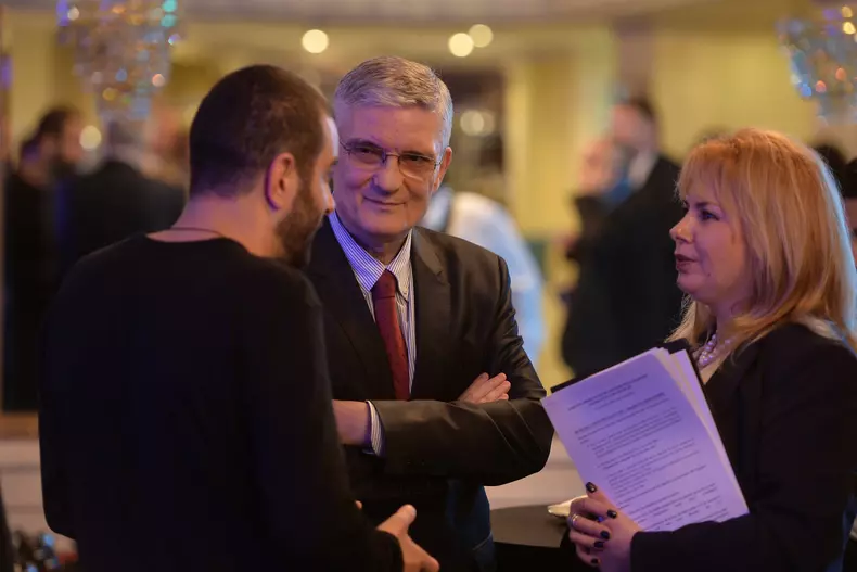 BUCURESTI - DEZBATERE - 'ROMANIA: OPORTUNITATI DE INVESTITII INT