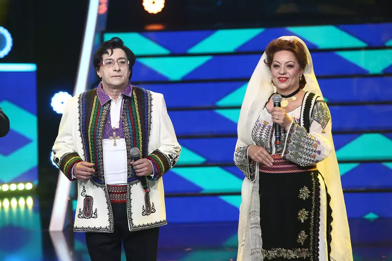 Adriana-Trandafir-si-Romica-Tociu