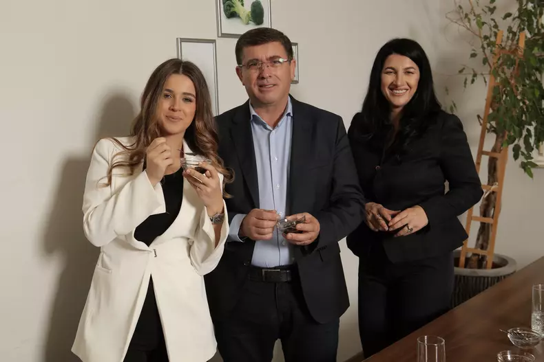 Georgiana-Mutu-parintii-1-1