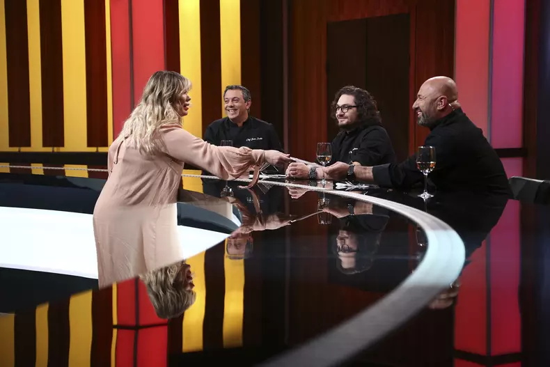 Chef-Scarlatescu-castigator-amuleta11-1