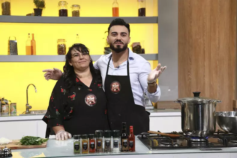 Mama-lui-Jador-5-1024x683-1-1024x683-1