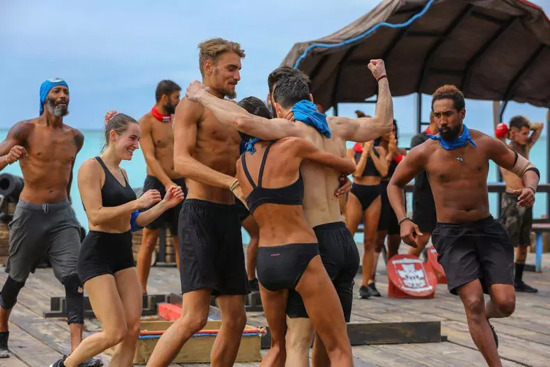 Noi-concurenti-survivor-1-1024x683