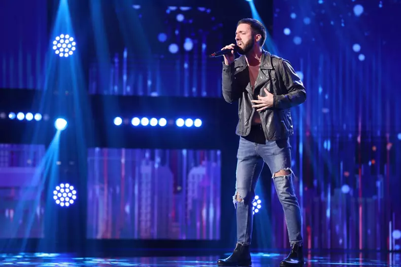 Alessandro-Dănescu-8