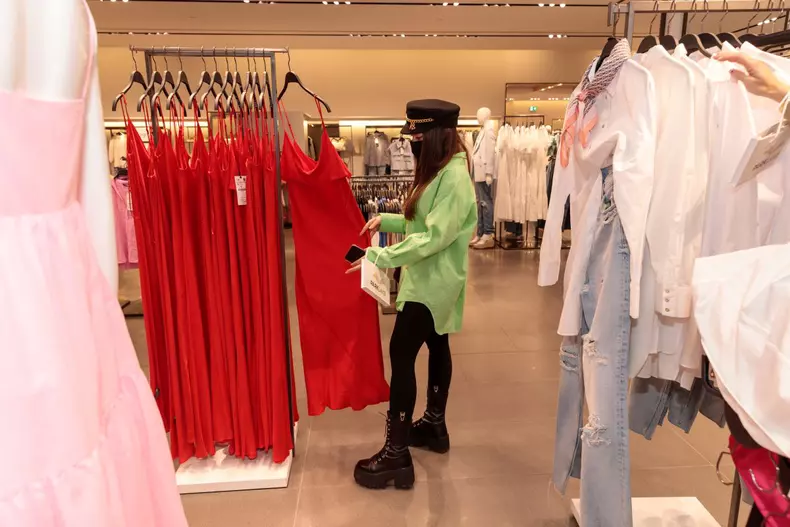 Viva-Shopping-with-stars-4