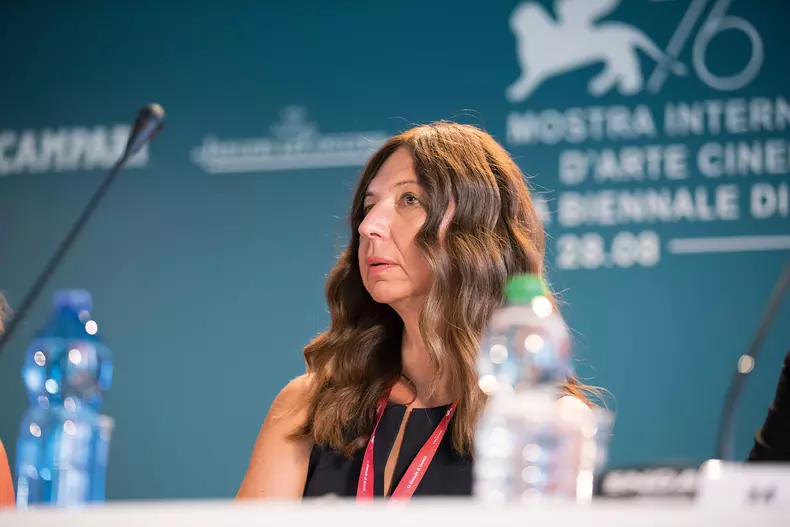 documentarul-colectiv-4-1