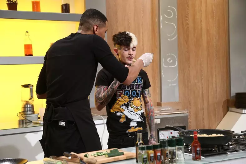 Cine-este-Alexandro-Matias-de-la-Chefi-la-cutite-3