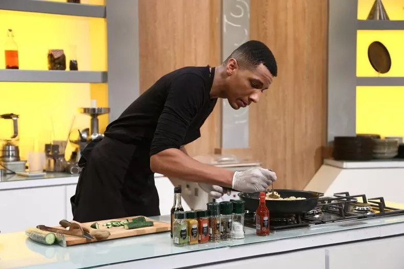 Cine-este-Alexandro-Matias-de-la-Chefi-la-cutite-5-1024x683-1