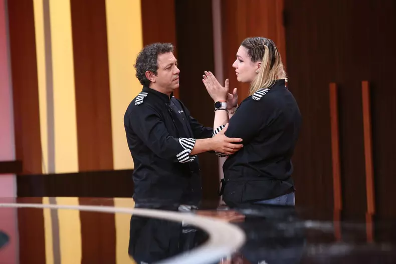 roxana-vasile-echipa-sorin-bontea-1620x1080