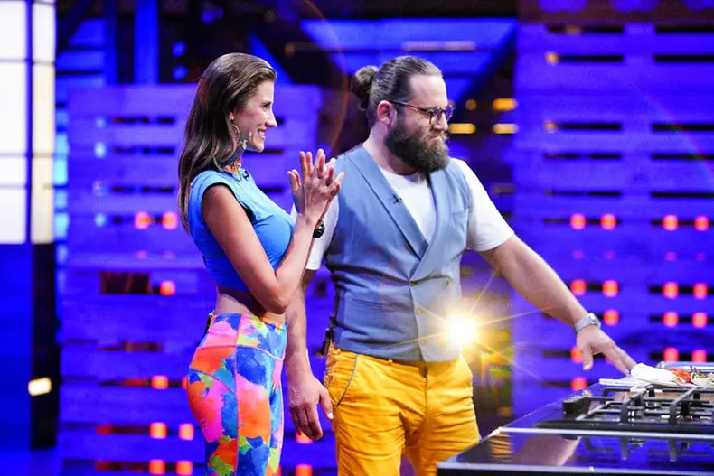 7050944513217420879916216325733687312777216n