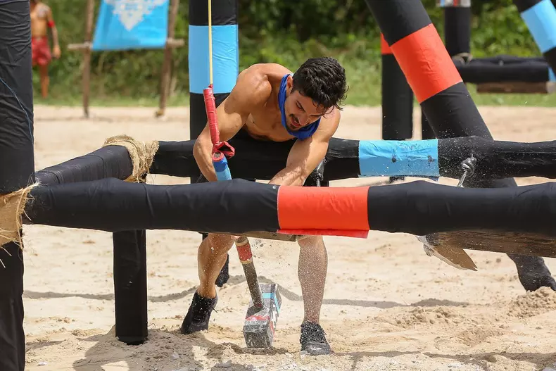 Cine-este-Marius-Crăciun-de-la-Survivor-2