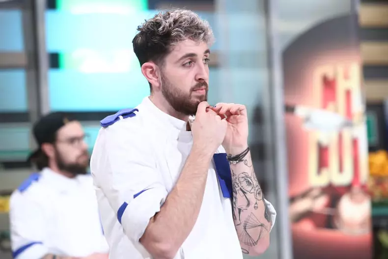 cine-este-iubita-lui-stefan-borleanu-de-la-chefi-la-cutite-6-Copy