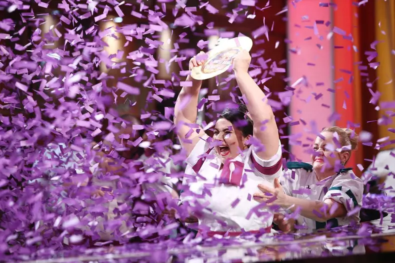 narcisa-birjaru-a-castigat-chefi-la-cutite-ce-va-face-cu-premiul-9