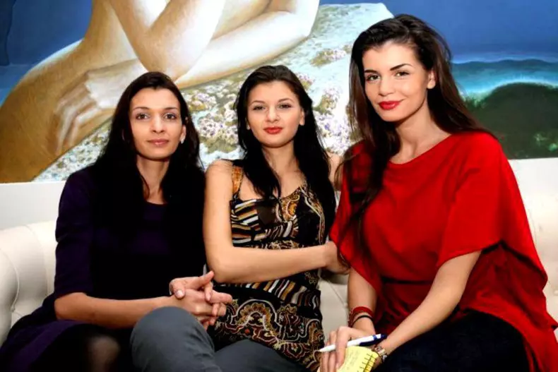 alina_si_ramona_gabor_si_monica-1024x683-1-1024x683