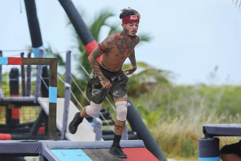 zanni-este-marele-castigator-survivor-8