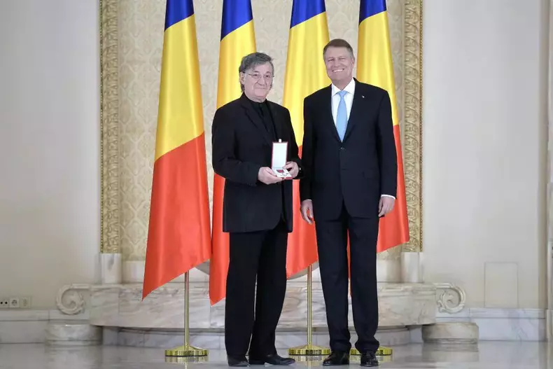 Ion-Caramitru-Revolutie-4