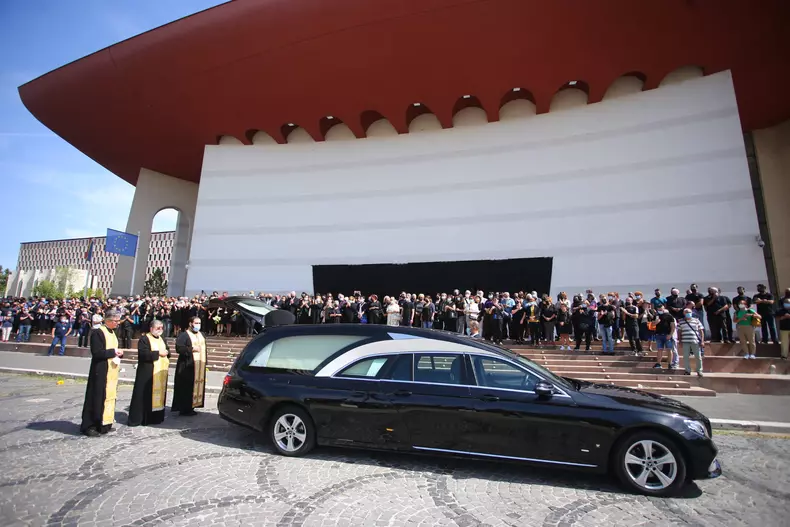 WhatsApp-Image-2021-09-10-at-12.38.00