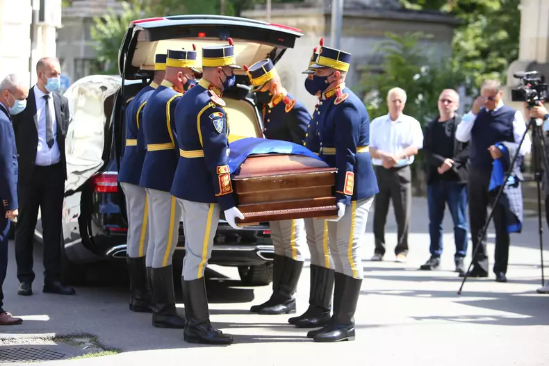 WhatsApp-Image-2021-09-10-at-13.30.02