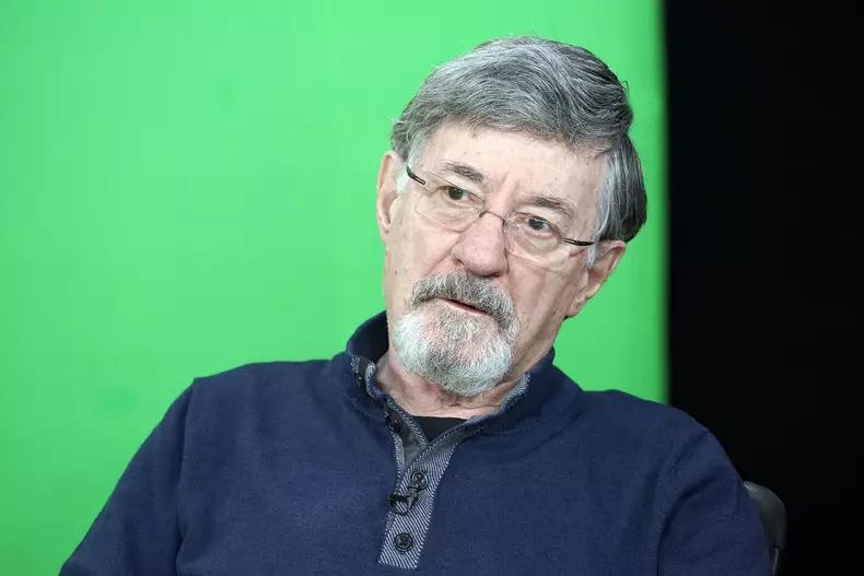 BUCURESTI - INTERVIU - ION CARAMITRU