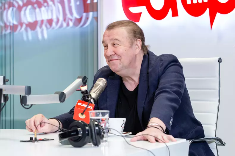 Gabriel-Cotabita-la-Europa-FM-15