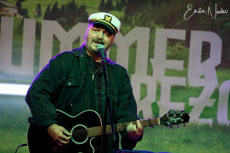 122769153_10157875249338892_6375244584692151576_n-2