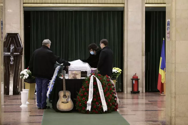 Victor-Socaciu-sicriu