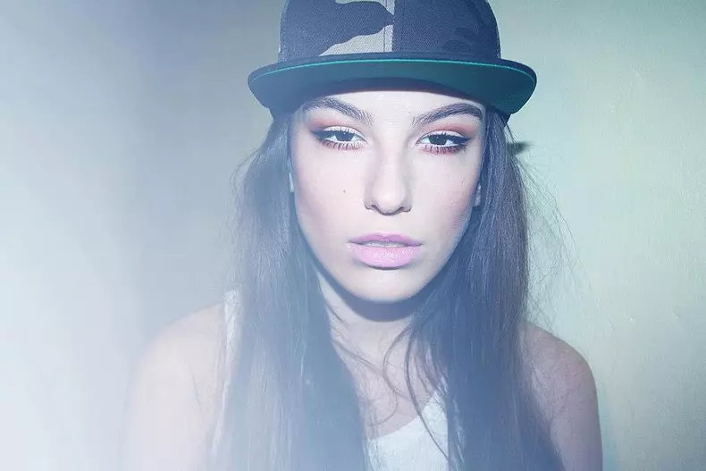 ema-uta-operatii-estetice-6