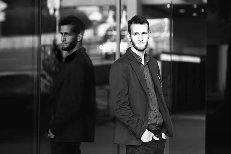 Andrei-Ungureanu-Tourette-5