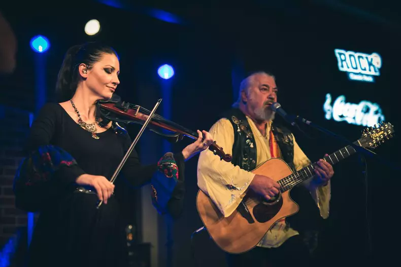 45687343_1654363297998815_2054206987079516160_n