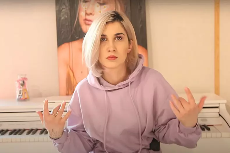 adda-vlog-o-chestie-online-cu-adda