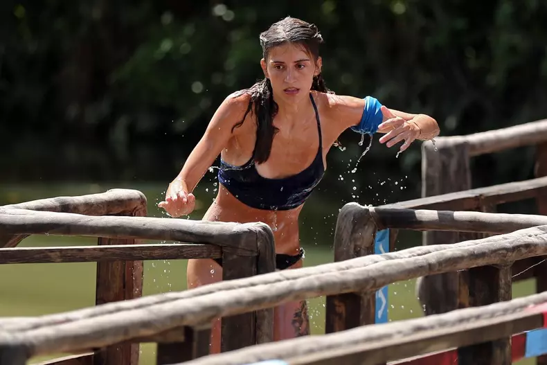 stefania stan survivor romania