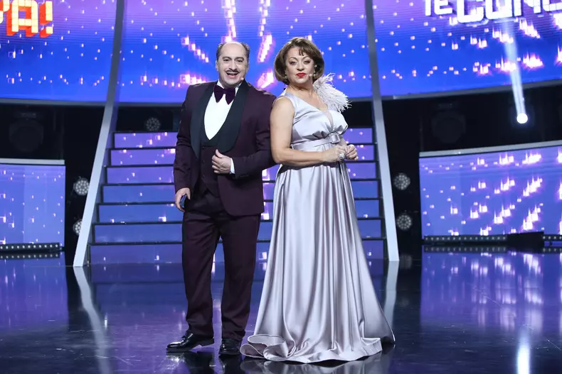 Adriana la TE CUNOSC DE UNDEVA