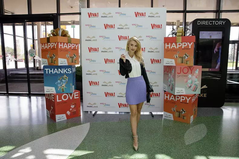 Viva-shopping-with-stars-1