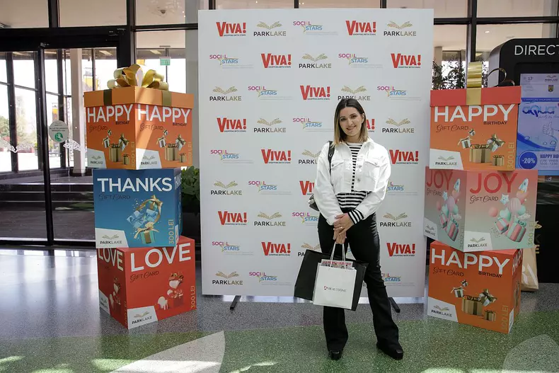 Viva-shopping-with-stars-7