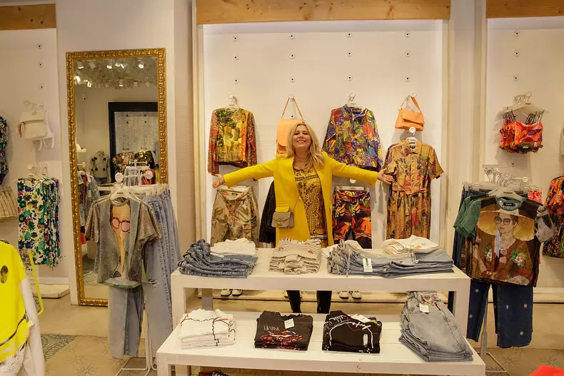 Viva-shopping-with-stars-9