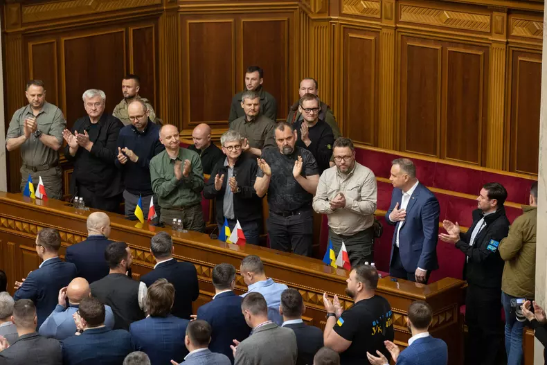 Polish President Duda at the Ukrainian parliament in Kiev