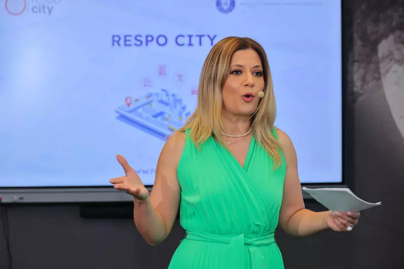 288712675_10225525605241480_2305423071508687381_n