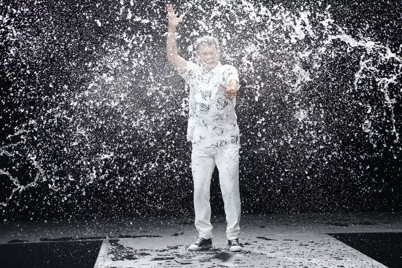 splash-vedete-la-apa-3-1