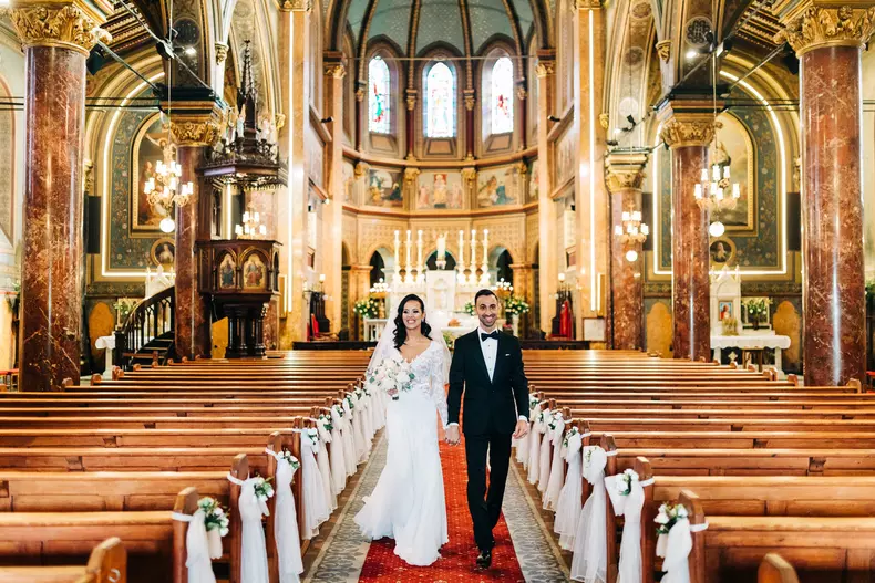 cine-este-alina-petre-4